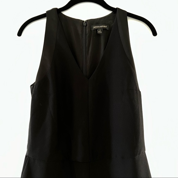 Banana republic jumpsuit - Picture 2 of 8